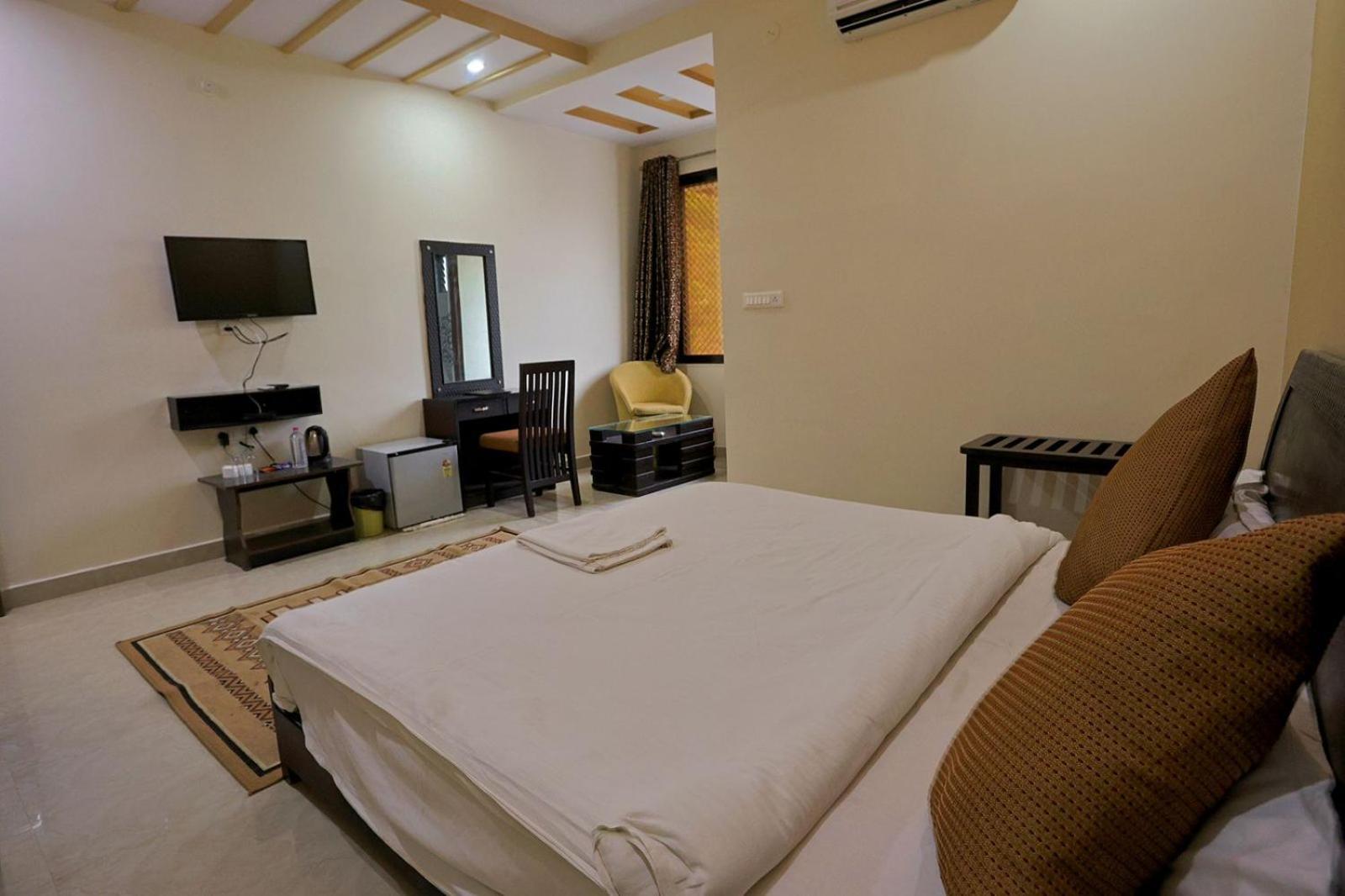 Meera Valley Resort By Nexottel Udaipur Extérieur photo